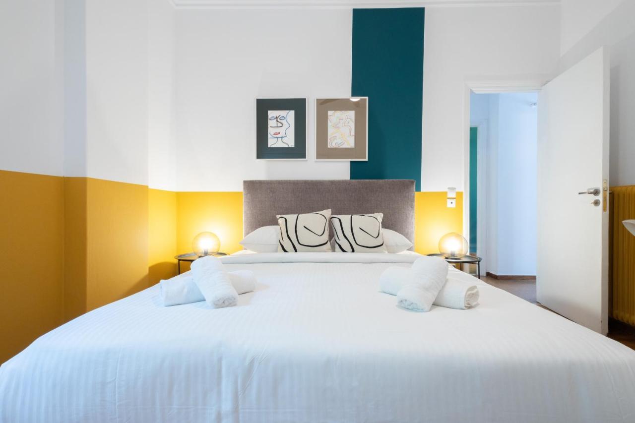 אתונה Spacious High-Ceiling 2-Bedroom By Acropolis Museum מראה חיצוני תמונה
