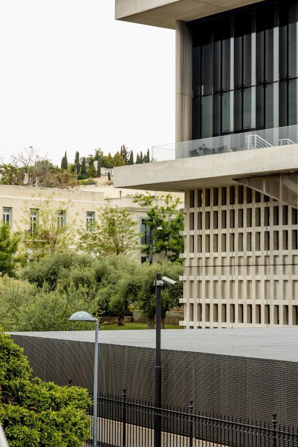 אתונה Spacious High-Ceiling 2-Bedroom By Acropolis Museum מראה חיצוני תמונה